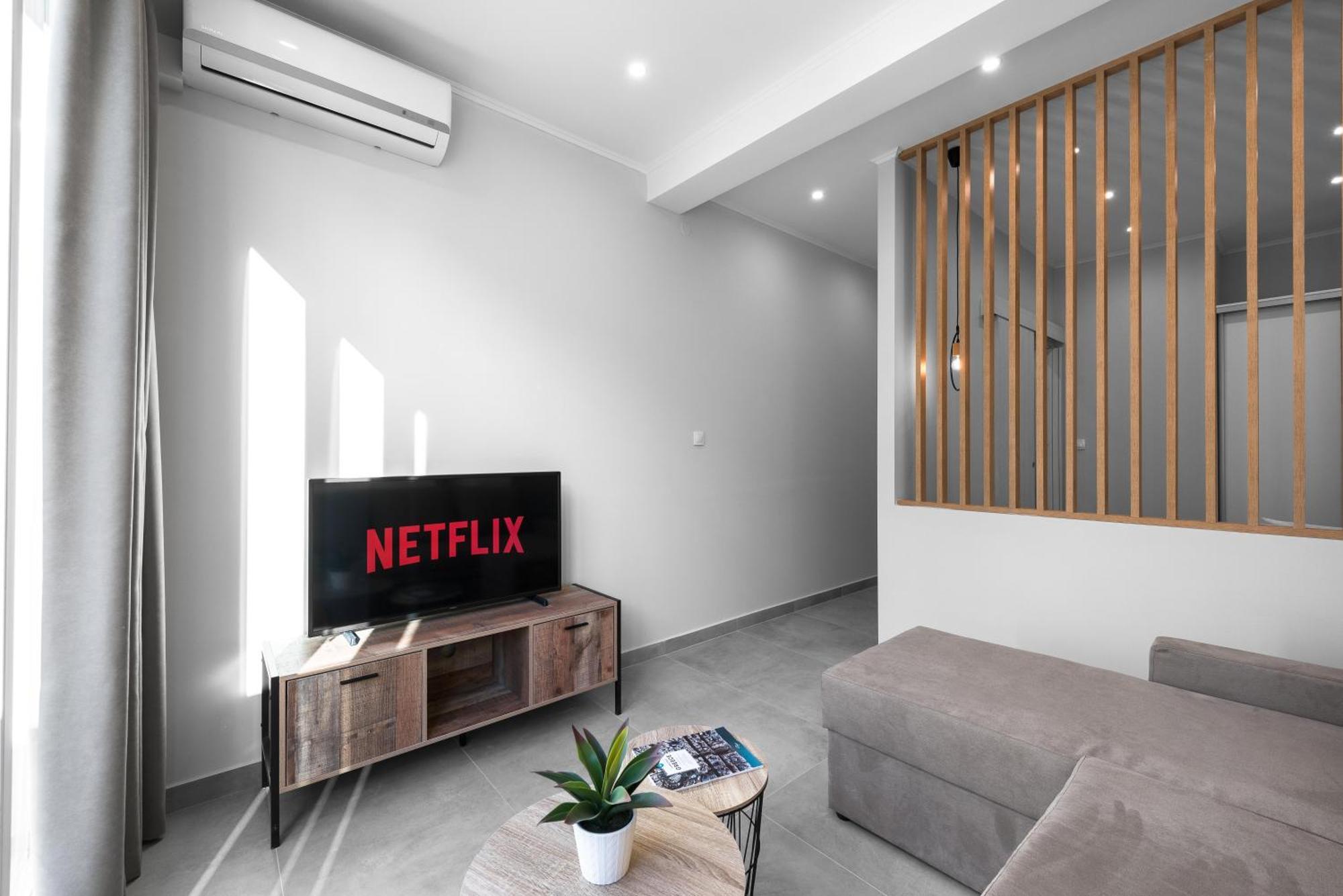 Penthouse Apartments, The Luxury Suites Thessaloniki Room photo