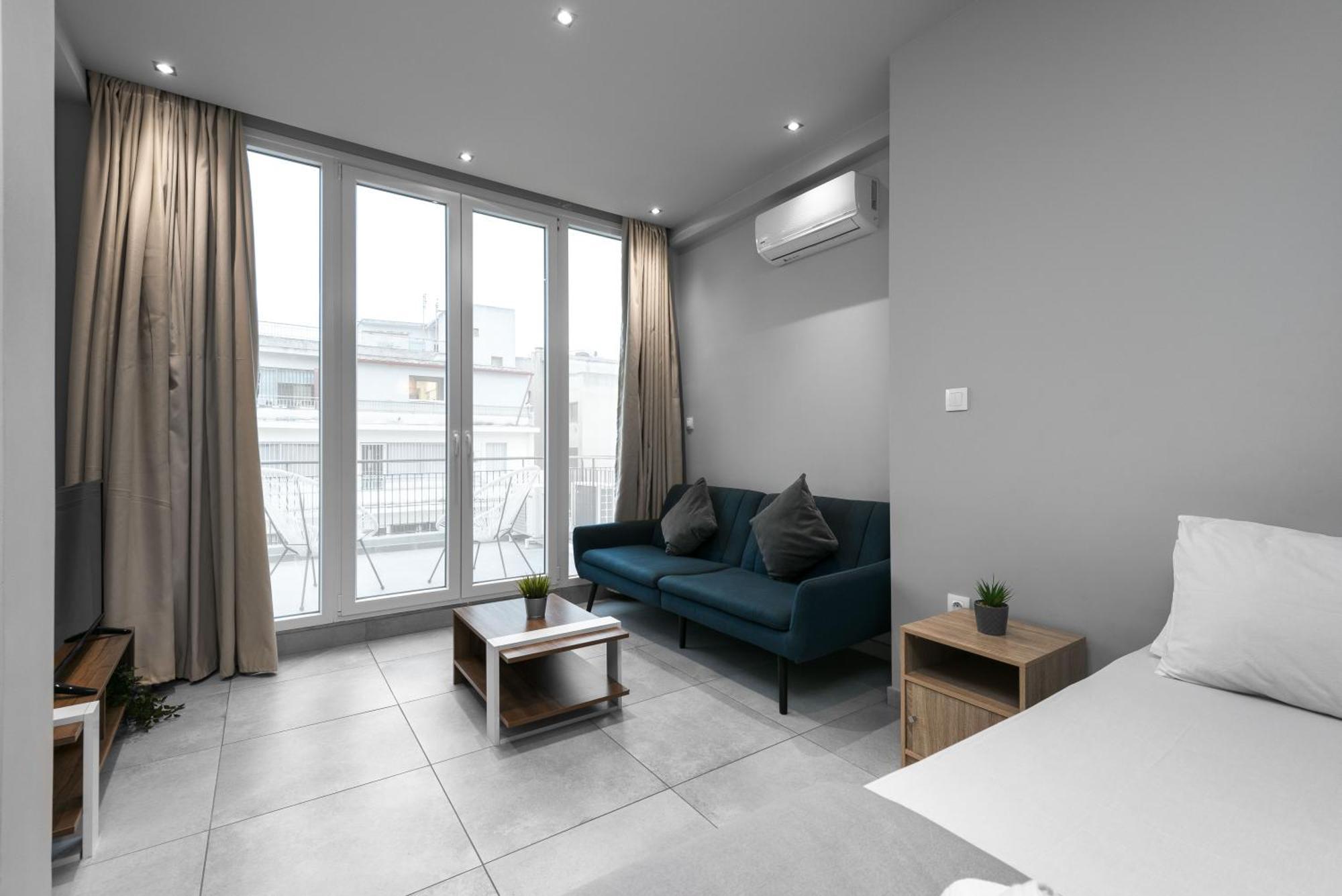 Penthouse Apartments, The Luxury Suites Thessaloniki Room photo